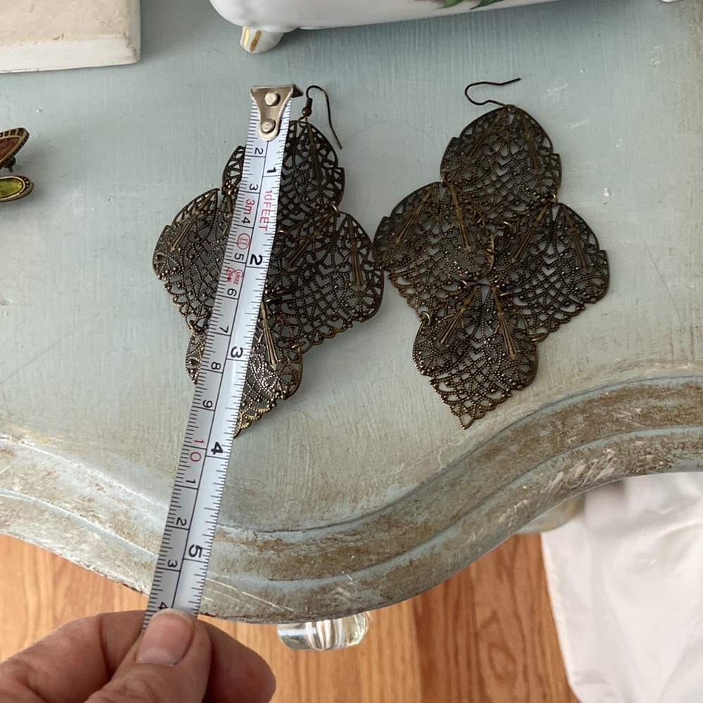 Larger laced Filagree earrings - Picture 2 of 4